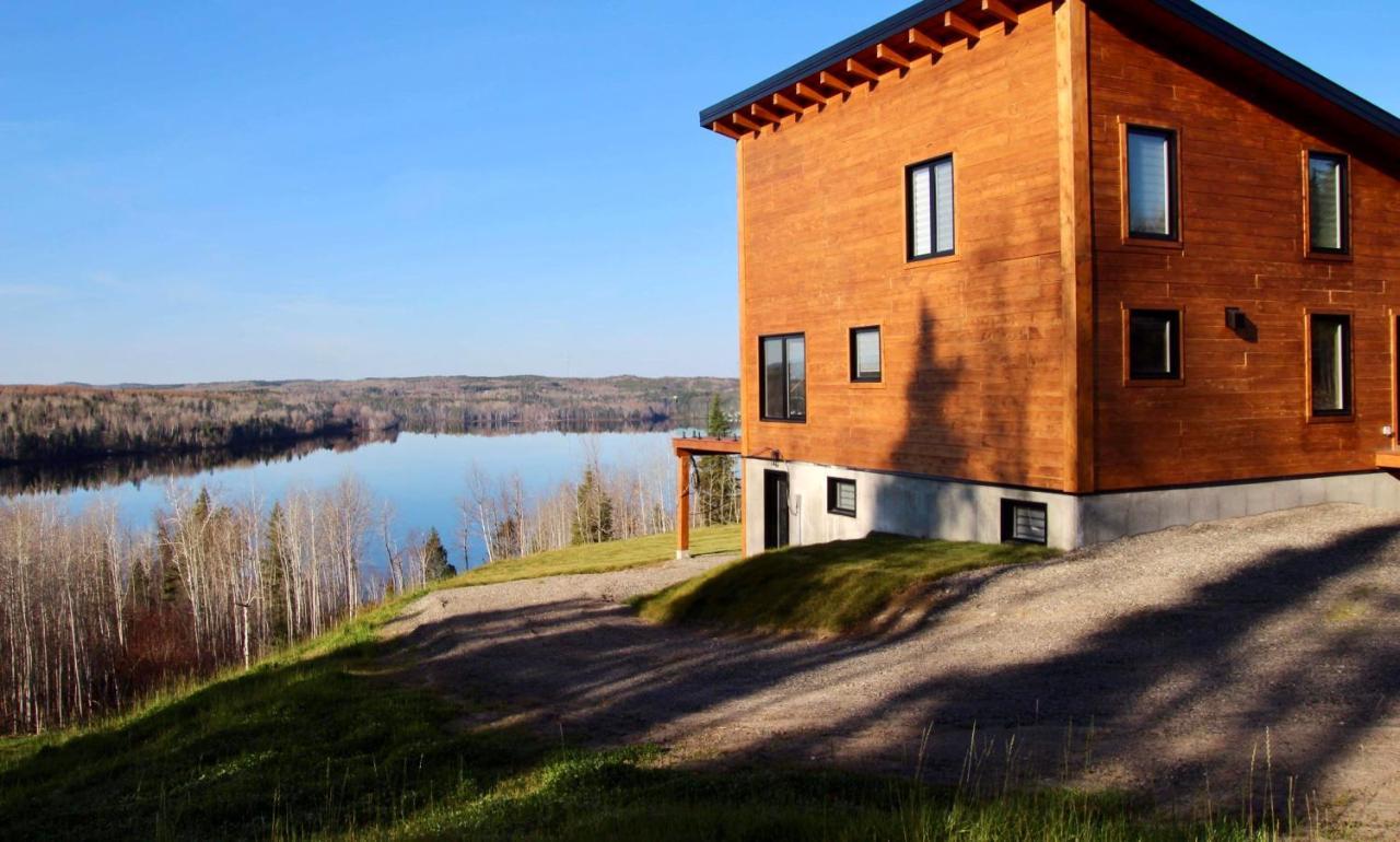 Saint-Félix-d'Otis Chalets Domaine Otis מראה חיצוני תמונה