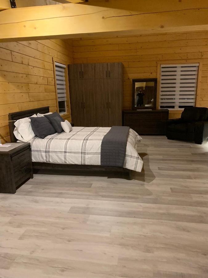 Saint-Félix-d'Otis Chalets Domaine Otis מראה חיצוני תמונה